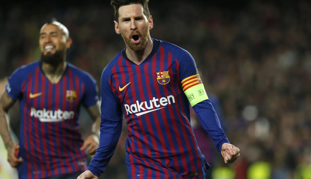 1. Lionel Messi (Barcelona) - 33 gol dan 12 assist (AFP/Pau Barrena)
