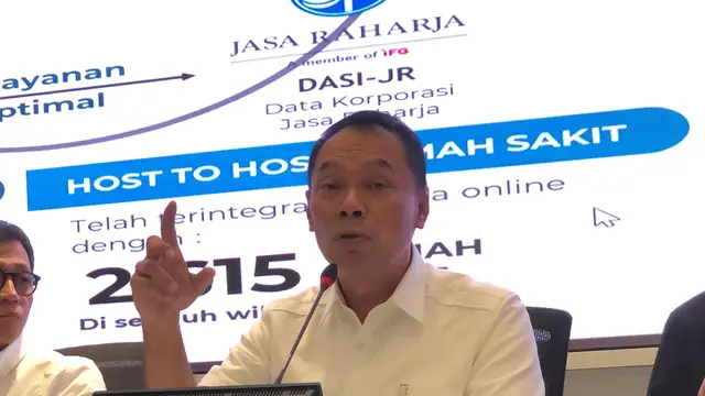 Direktur Utama Jasa Raharja Rivan A. Purwantono dalam konferensi pers Peran BUMN dalam mudik lebaran tahun 2024, di Kementerian BUMN, Rabu (27/3/2024). (Tira/Liputan6.com)