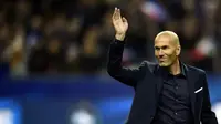 Zidane Kemungkinan Gantikan Benitez di Real Madrid
