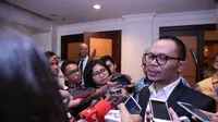 Menteri Ketenagakerjaan M. Hanif Dakhiri mengatakan penetapan upah minimun provinsi (UMP) 2018 menjadi kewenangan Gubernur