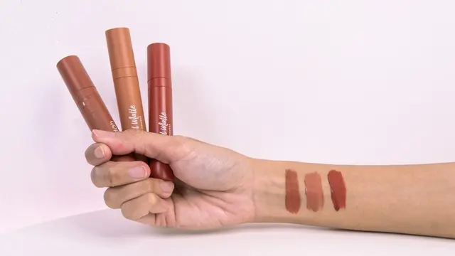 Review 5 Produk Lip Favorit dari Wardah, Nggak Hanya Bikin Cantik Tapi Juga Wujudkan #NoDramaDramaLips (9)