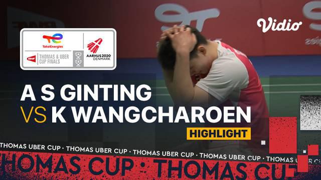 Berita video highlights pertandingan pertama Indonesia vs Thailand di Grup A Piala Thomas 2020, di mana Anthony Ginting kalah dari Kantaphon Wangcharoen, Senin (11/10/2021) malam hari WIB.