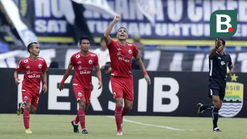 018329300_1537697685-20180923IQ_Persib_Bandung_Vs_Persija_Jakarta_10