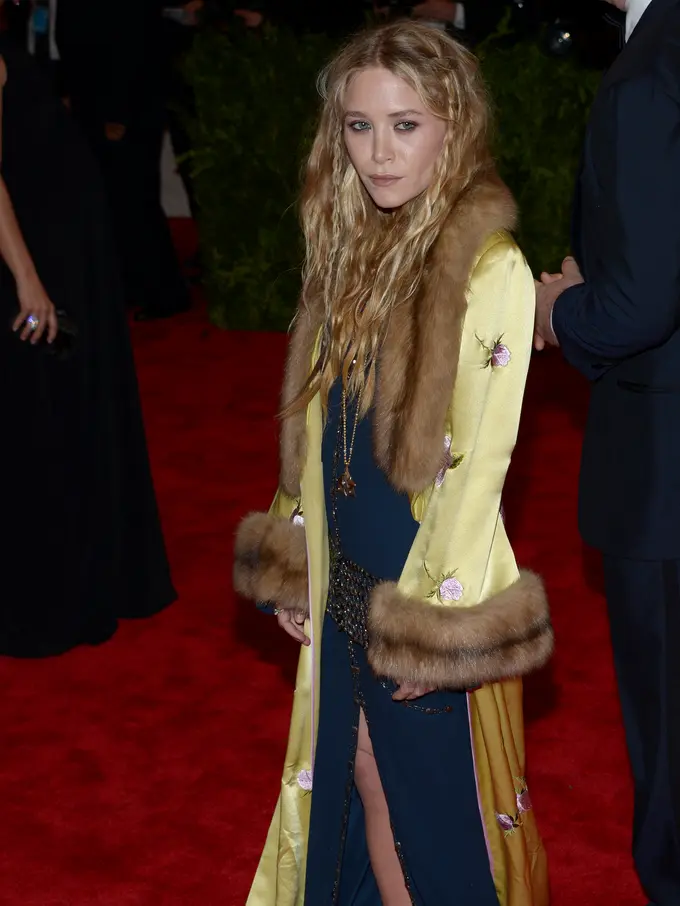 [Bintang] Mary-Kate Olsen