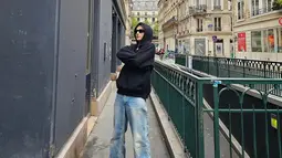 Hyunjin juga mengunggah momen saat berada di Paris sebagai unggahan pertamanya. Bahkan, pria kelahiran 20 Maret 2000 ini telah mengunggah beberapa foto terbarunya hingga mencuri perhatian netizen. (Liputan6.com/IG/@hynjinnnn)