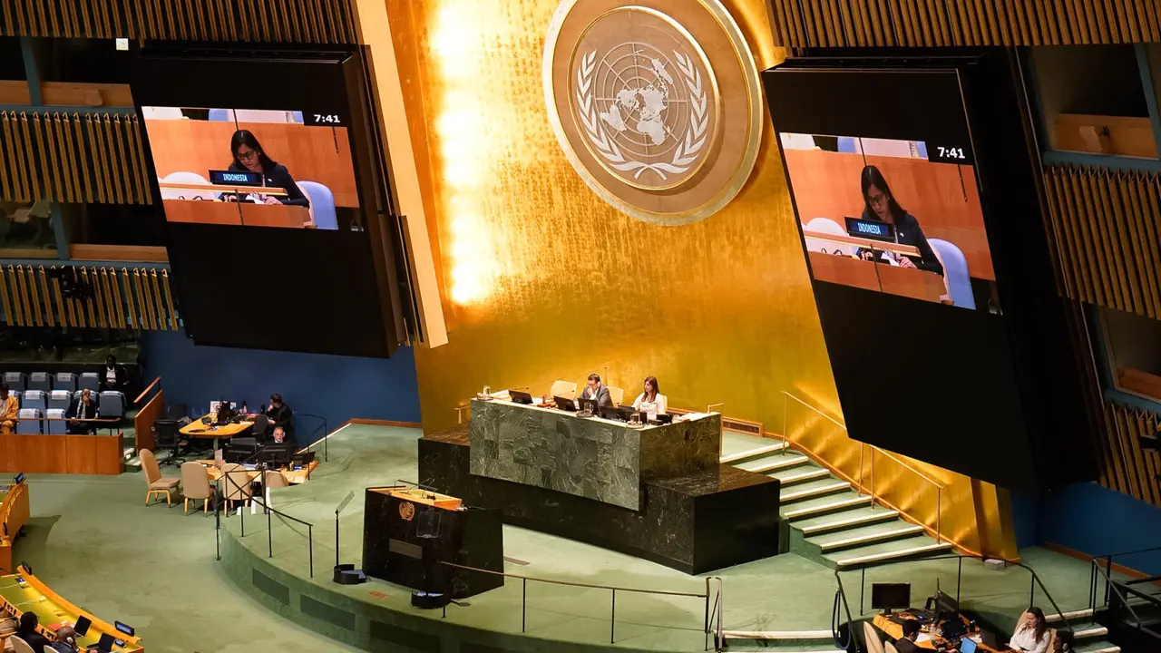 Seorang diplomat Indonesia pada Senin (28/9/2026) waktu New York, menggunakan hak jawab dalam Debat Umum Sidang Majelis Umum ke-81 PBB untuk menanggapi pernyataan mengenai situasi di Papua oleh perwakilan Kepulauan Solomon dan Vanuatu.