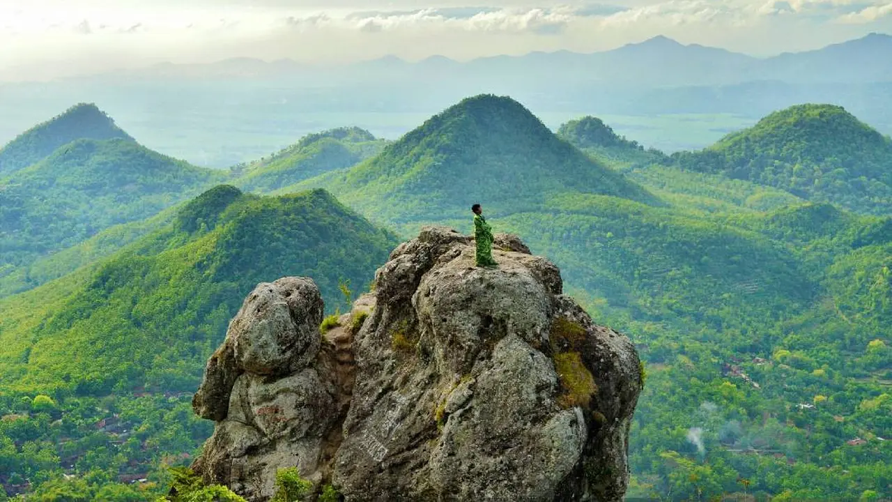 5 Wisata Ponorogo, Nikmati Keindahan Alam Perbukitan dan Segarnya Air ...