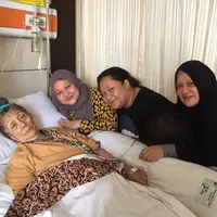 (Instagram/tikeprie)