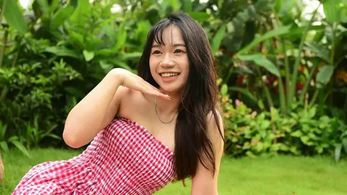 ekspresi gembira santai cantik baik