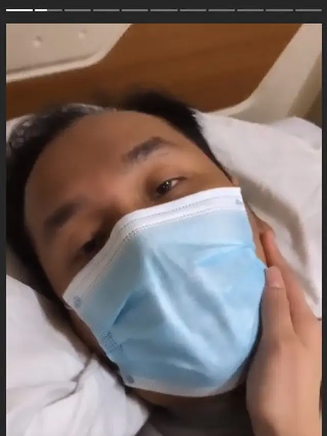 Sammy Simorangkir Patah Tulang Usai Kecelakaan, Ini 6 Potret Terbarunya