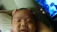 Bayi Berhenti Nangis Saat Dengar Lagu Hip Hop
