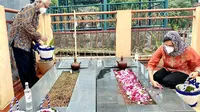 Potret Sri Mulyani Pulang Kampung ke Semarang, Selalu Sempatkan Ziarah Makam Orangtua