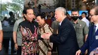 Presiden Joko Widodo (Jokowi) meresmikan pembangunan Rumah Sakit (RS) Tzu Chi Hospital di kawasan Pantai Indah Kapuk, Jakarta Utara (14/6/223). Dalam momen itu, Menhan Prabowo Subianto turut mendampingi. (Merdeka.com)