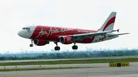 Maskapai penerbangan AirAsia kembali melakukan langkah efisiensi.