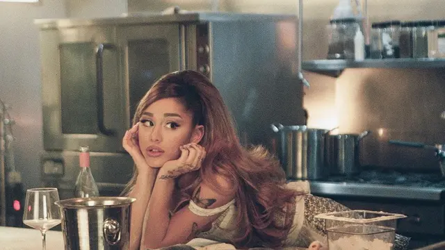 Profil dan Fakta Menarik Ariana Grande yang Jadi Pemeran Utama di Film \'WICKED\'. (instagram/arianagrande)