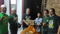 Menembus Rivalitas, Bonek Kirim Bantuan Korban Banjir Bandang Malang dan Batu