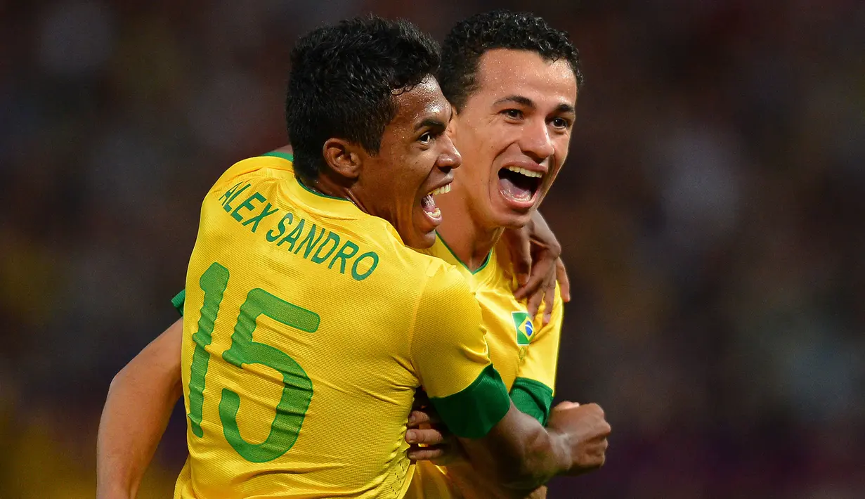 Leandro Damiao merupakan salah satu pemain yang berjasa bawa Brasil meraih medali perak kala Olimpiade London 2012. Ia juga tercatat sebagai top skor dengan menyumbangkan enam gol dari lima penampilannya bersama skuat Selecao. (Foto: AFP/Andrew Yates)