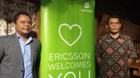 Head of Ericsson Consumer Lab South East Asia, Oceania dan India Afrizal Abdul Rahim (kiri) dan Vice President of Network Solution Ericsson Indonesia Ronni Nurmal. (Liputan6.com/ Agustin Setyo).