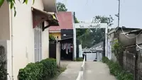 Warga Depok Ribut Gara-Gara Tegur Bakar Sampah Diviralkan di Media Sosial, Berujung Akses Jalan Dipagar