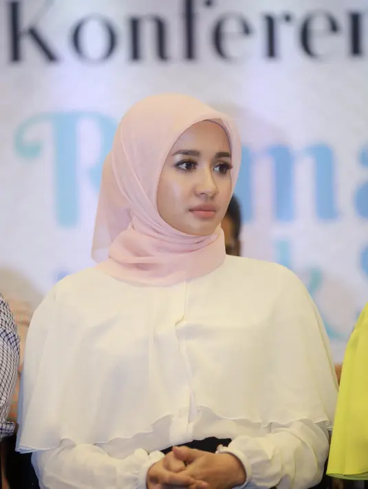 Ia menjelaskan bahwa, pengawalan itu bukan permintaan dari dirinya. Bahwa pengawalan itu disewa oleh rumah produsksi film 'Aisyah'. (Galih W. Satria/Bintang.com)