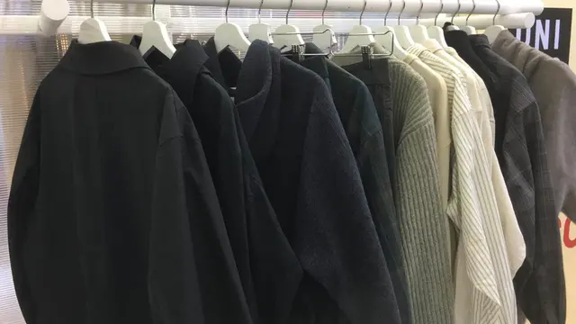 Koleksi Uniqlo U Fall/Winter 2022 Suguhkan Nuansa Netral nan Timeless