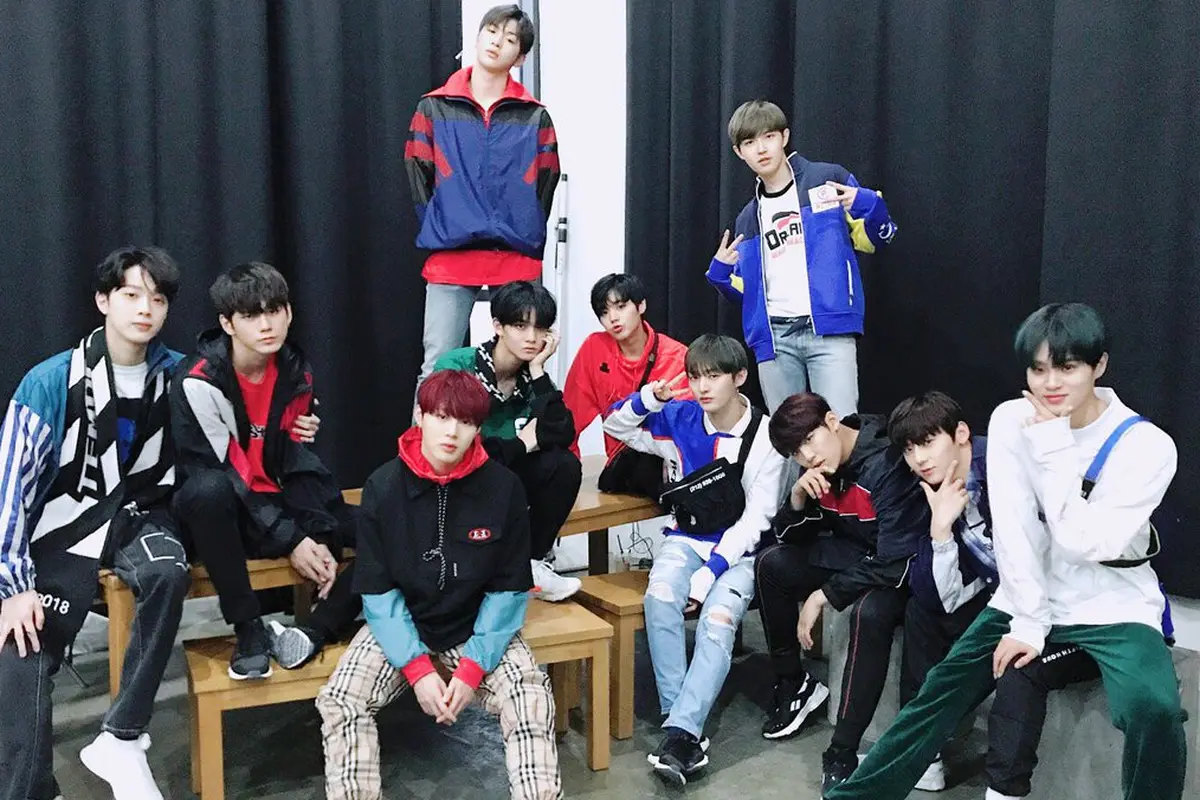 [Bintang] Lirik Lagu Wanna One, Light
