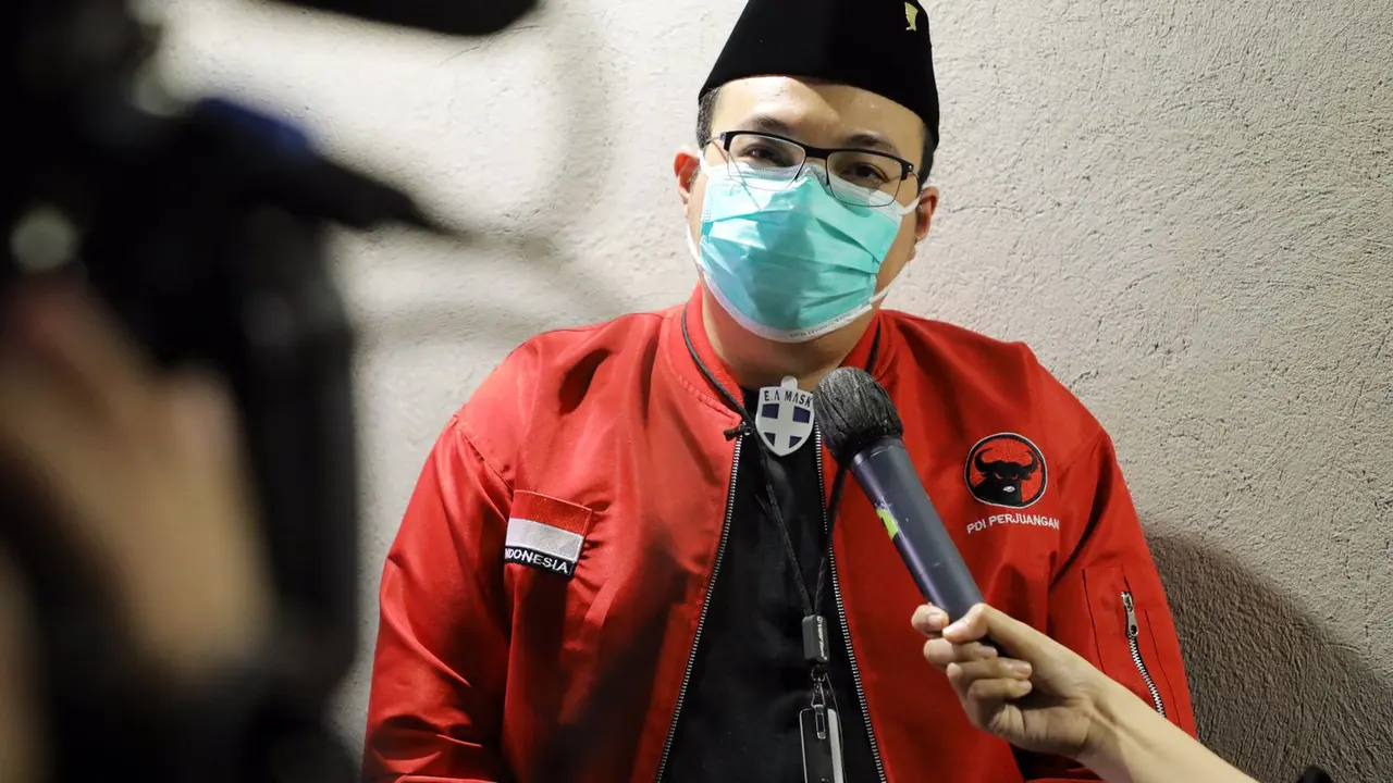 Ketua Umum Banteng Muda Indonesia (BMI) Mochamad Herviano Widyatama mengajak generasi muda untuk terus memelihara semangat toleransi di Indonesia.