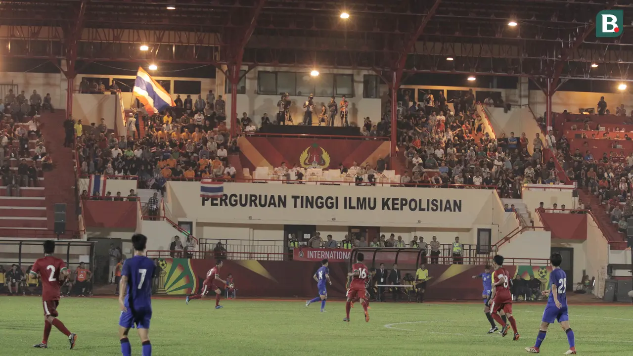 Tribun Stadion PTIK