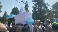 Keranda Khas Gorontalo Antar Rachmat Gobel ke Pusara TMP Kalibata