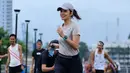 <p>Jurnalis berketurunan India, Bugis dan Arab terlihat sumringah saat jogging. Raut wajah senang terlihat jelas dari Najwa Shihab. Najwa benar-benar healing dengan berlari. Wajar saja jika ia terlihat sangat senang bisa jogging untuk menjaga tubuh tetap fit. (Liputan6.com/IG/@najwashihab)</p>