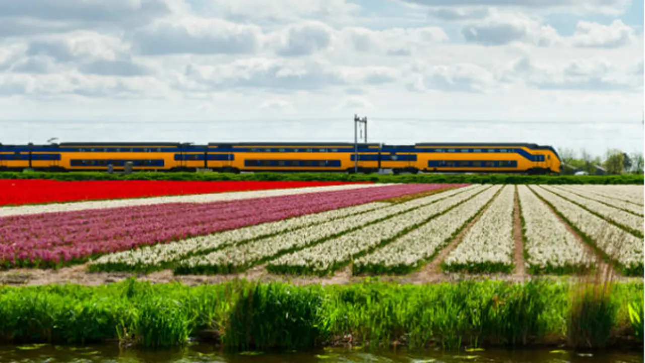 Belanda Kembangkan Kereta Listrik Bertenaga Angin
