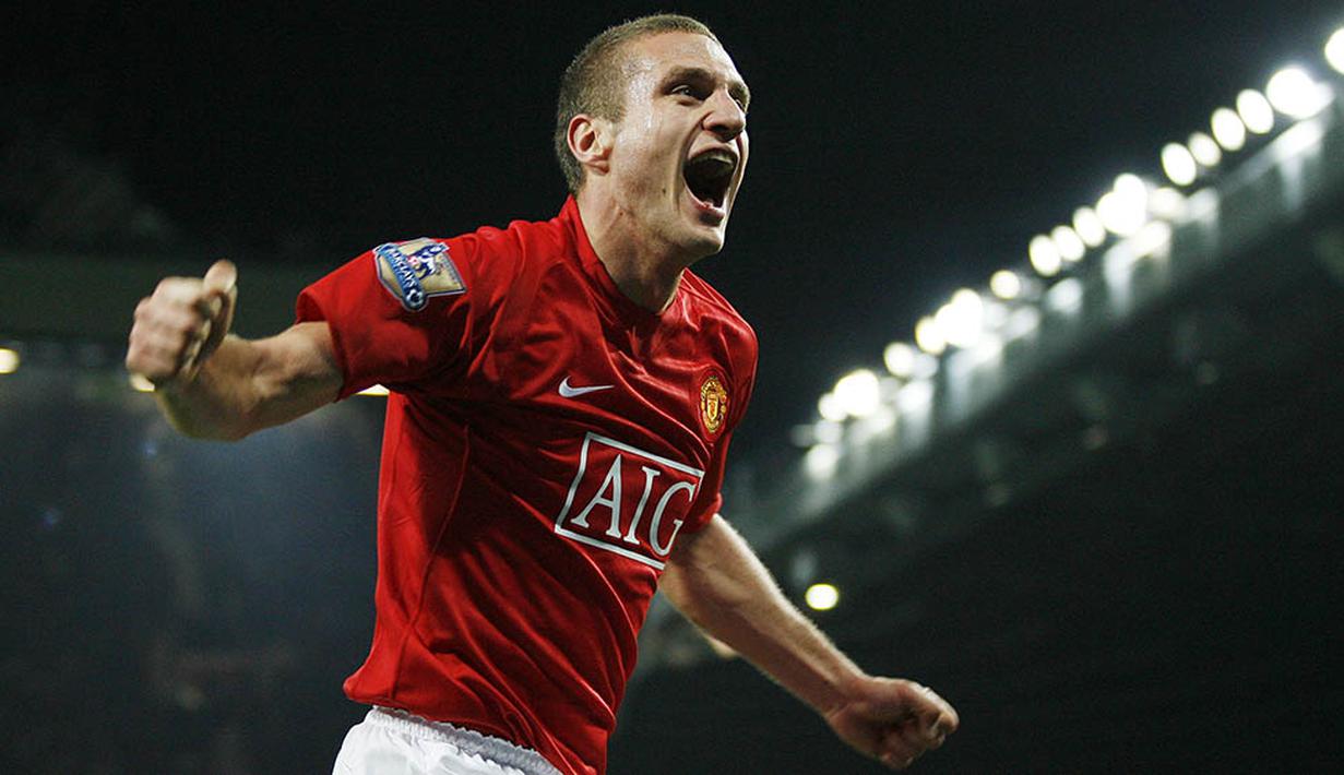 5. Nemanja Vidic (Januari 2006) - Bek yang didatangkan MU dari Spartak Moscow dengan harga 7,2 juta poundsterling. Bersama Rio Ferdinand, mereka sukses menjadi palang pintu Setan Merah yang sulit dilewati. (AFP/Ian Kington)