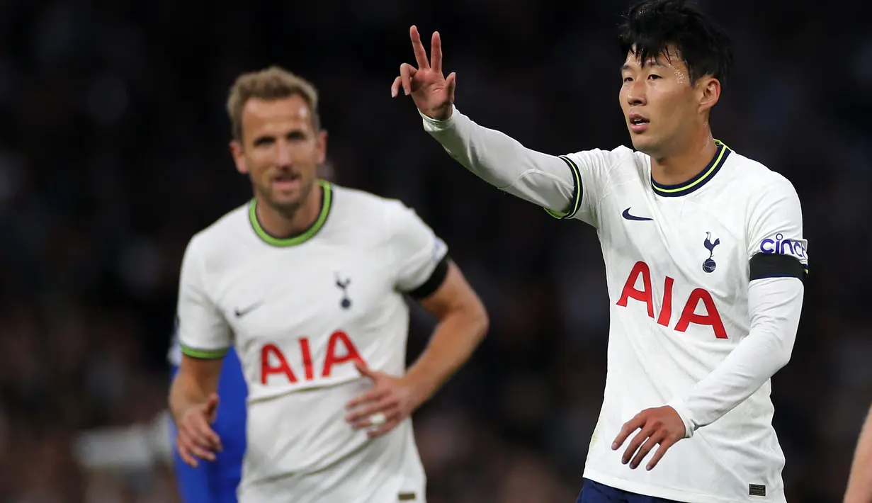 Son Heung-min kini telah mencetak hattrick sebanyak tiga kali di Liga Inggris. Torehan yang sama dengan Cristiano Ronaldo. (AFP/Isabel Infantes)