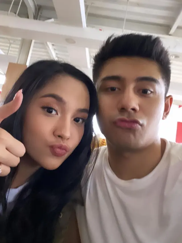 Go Public, Ini 6 Potret Kebersamaan Lyodra Ginting dan Riza Syah