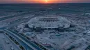 Gambar yang dirilis pada 20 November 2019, Stadion Al-Rayyan yang menjadi venue Piala Dunia 2022 sedang dalam pembangunan di sekitar ibu kota Qatar, Doha. Piala Dunia 2022 Qatar rencananya akan dimulai pada 21 November hingga 18 Desember. (Qatar’s Supreme Committee for Delivery and Legacy/AFP)