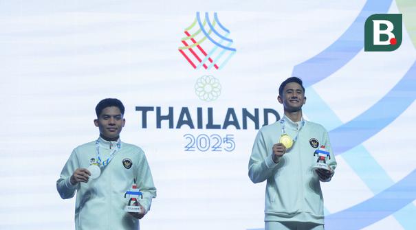 Tunggal putra Indonesia berjaya di SEA Games 2025. Alwi Farhan berhasil meraih medali emas sementara rekan senegara Moh. Zaki Ubaidillah harus puas denga torehan medali perak. (Bola.com/Bagaskara Lazuardi)
