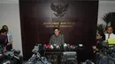 Ketua (MK) Hamdan Zoelva melakukan sidang putusan uji materi di gedung MK, Jakarta, (23/7/14) (Liputan.com/ Andrian M Tunay)