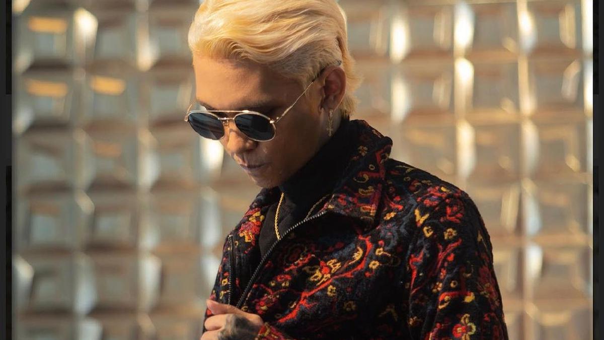 Young Lex Dituduh Jiplak Video Klip Lay EXO, Jadi Trending Topic Twitter