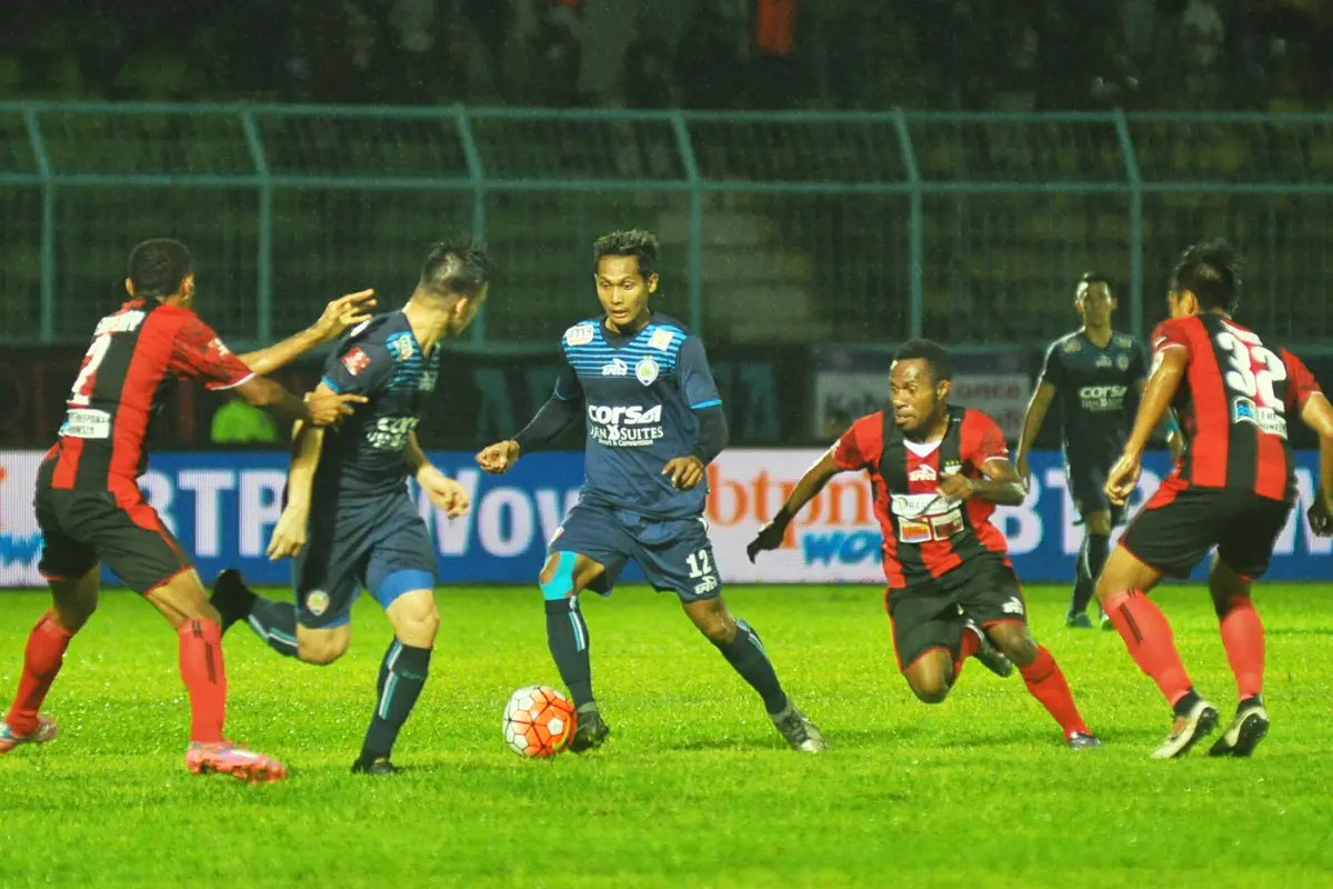 Arema Cronus Vs Persipura Jayapura 