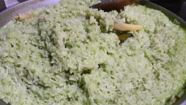 Nasi Hijau Caisim Tina Hasbie
