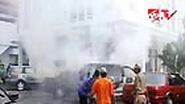 PascaKerusuhan Polisi Lakukan Olah TKP