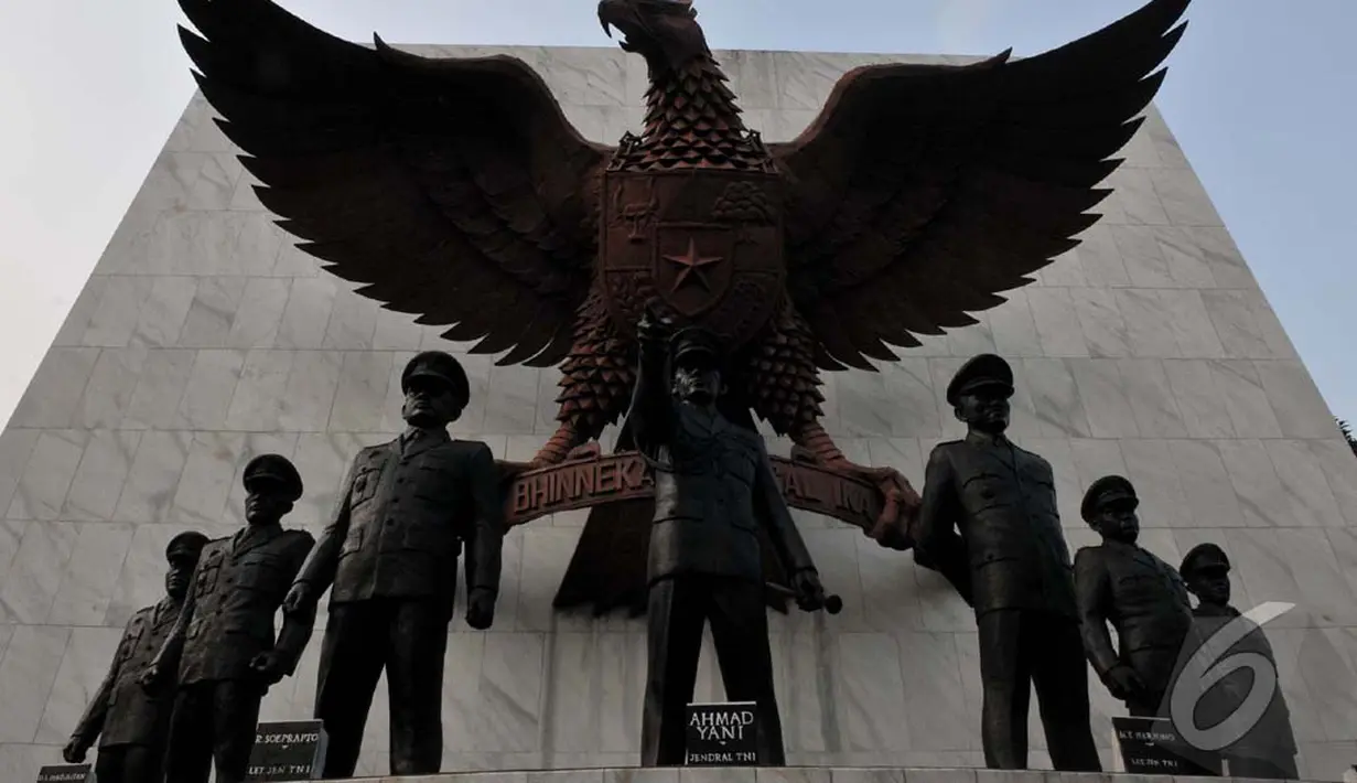 Monumen Pancasila Sakti didirikan untuk mengenang keberhasilan Pancasila dalam membendung paham komunis di Indonesia, Jakarta, Selasa (30/9/2014) (Liputan6.com/Johan Tallo)