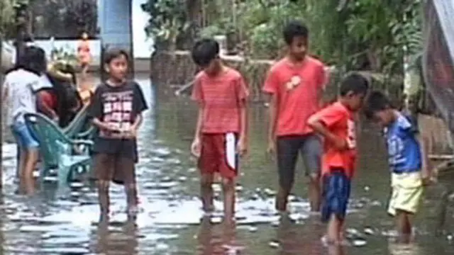 Liputan6 Malam 30-01-2014 |1| Pertengkaran Picu Kebakaran, Ibukota Masih Tergenang, KM 72 Cipularang Dibuka, Tanah Bergeser, Penemuan Korban Longsor
