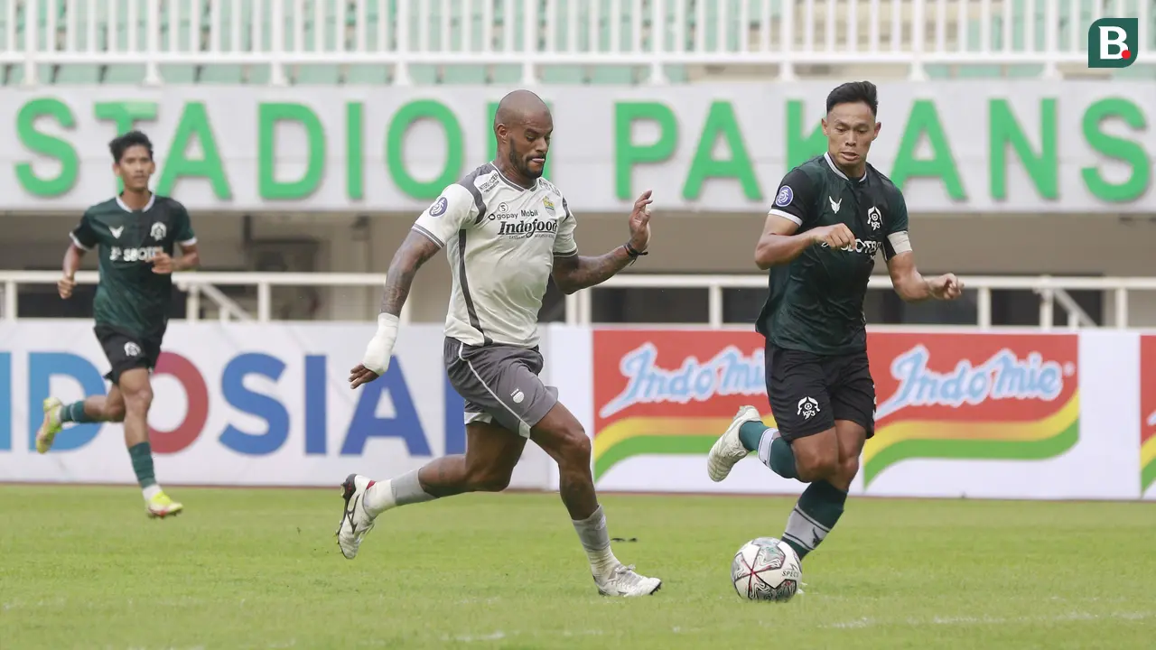 Foto: David da Silva Borong 2 Gol, Persib Bandung Bungkam Persikabo 1973 di Laga Uji Coba