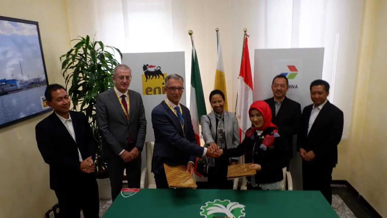 PT Pertamina (Persero) dan ENI S.p.A menjajaki kerja sama pengembangan kilang ramah lingkungan. (Foto: Humas Kementerian BUMN)