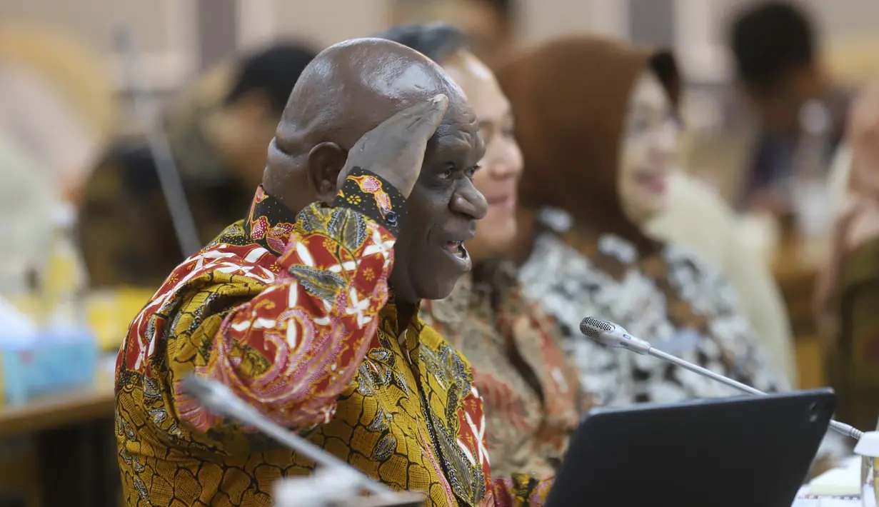 Menteri Hak Asasi Manusia (HAM) Natalius Pigai menyampaikan Kementerian HAM dan Komisi Nasional (Komnas) HAM mempunyai tugas berbeda. (merdeka.com/Arie Basuki)