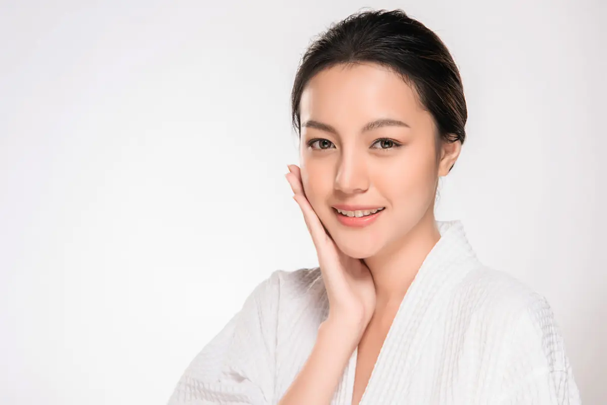 4 Beauty Hacks yang Bisa Jadi Penyelamat di Saat Darurat