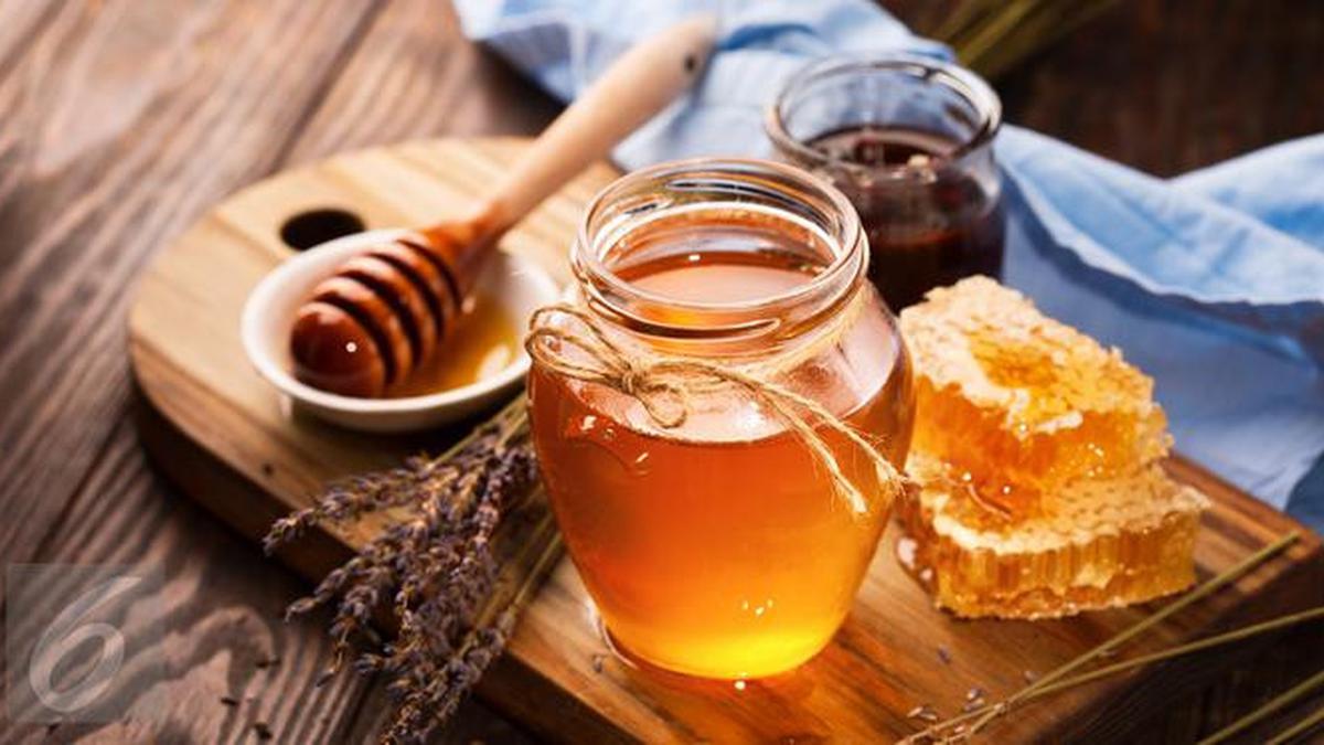 Cara Betul Untuk Minum Madu Adalah Seperti Berikut
