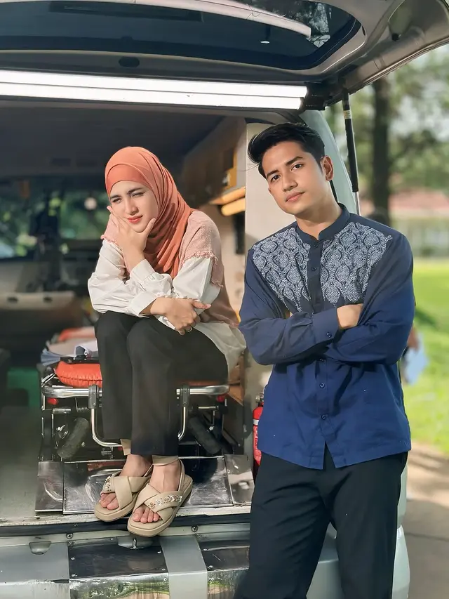 6 Potret Kedekatan Cut Syifa dan Pemain 'Cinta di Ujung Sajadah', Kompak Banget