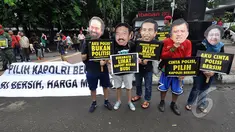 Massa dari Koalisi Untuk Reformasi Polri melakukan aksi simpatik "Pilih Kapolri Bersih" saat Car Free Day, Jakarta, Minggu (18/1/ 2015). (Liputan6.com/Miftahul Hayat)